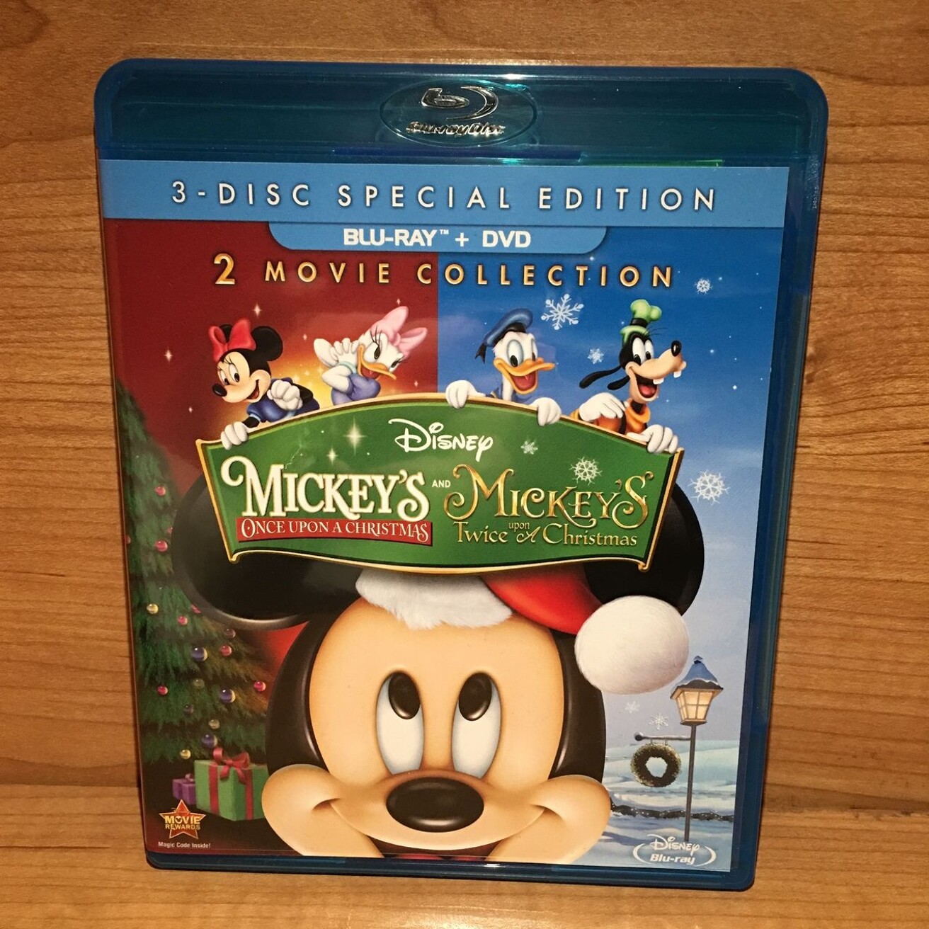 Mickey S Once Upon A Christmas Mickey S Twice Upon A Christmas Item Golisto